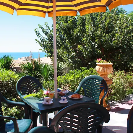Triscinamare Hotel 3*
