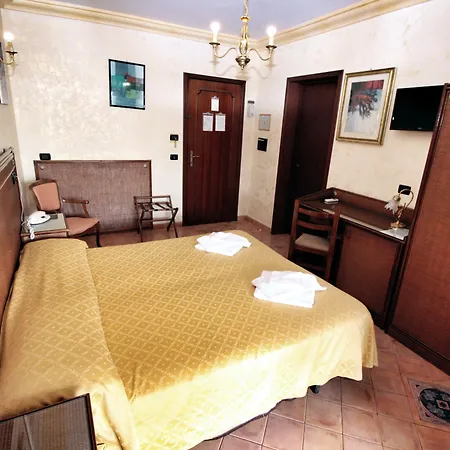 Triscinamare Hotel
