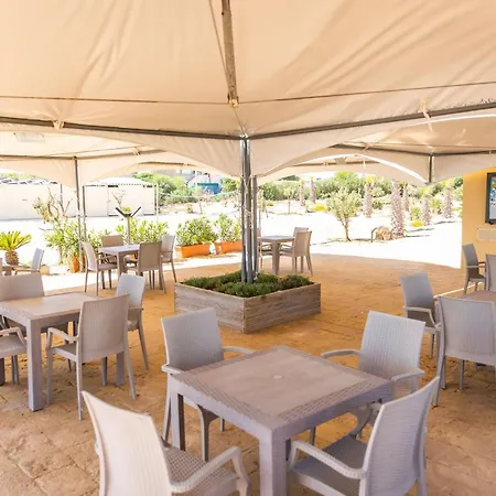 Hotel Triscinamare