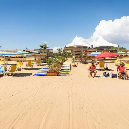 Hotel Triscinamare