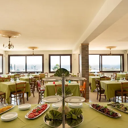 Hotel Triscinamare