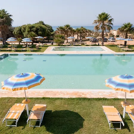 Hotel Triscinamare 3*